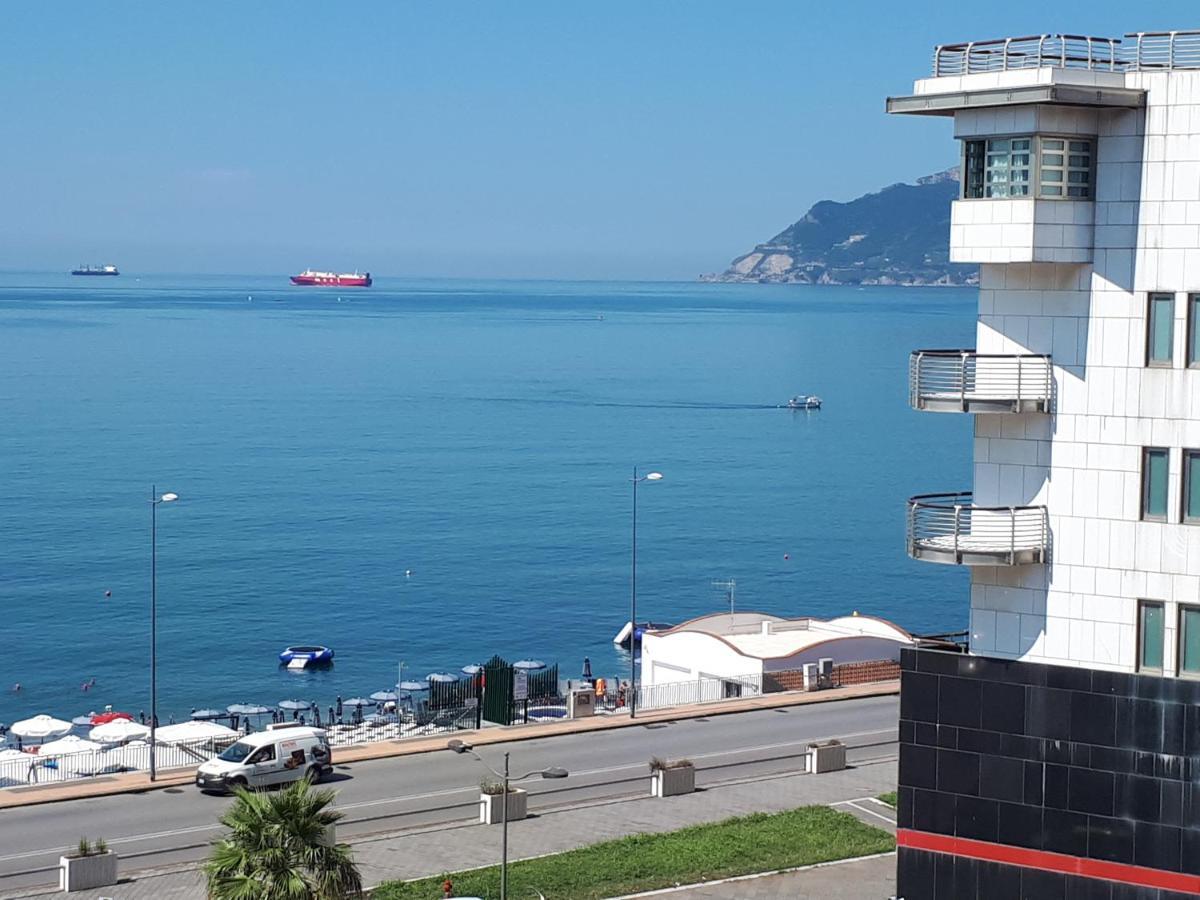Bed and Breakfast Alta Quota Relax On The Sea Salerno Exterior foto