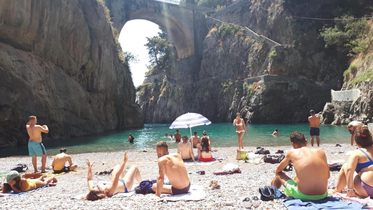 Bed and Breakfast Alta Quota Relax On The Sea Salerno Exterior foto